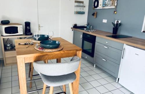 Eguzon-Chantome Apartamento | Studio au bord du lac d'Eguzon