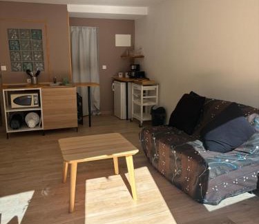 Vitrolles Apartamento | Studio au cœur du vieux village