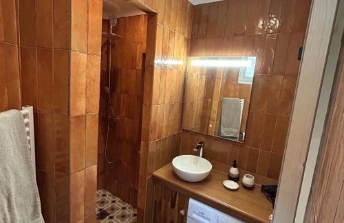 Gemenos Apartamento | Studio au cœur du village