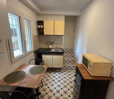 Gemenos Apartamento | Studio au cœur du village