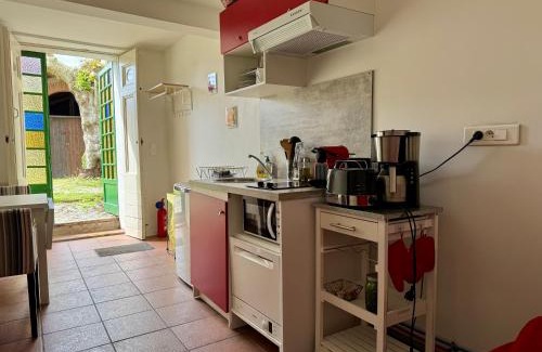 Verniolle Apartamento | Studio au Coeur du Village avec terrasse et parking proche de Pamiers
