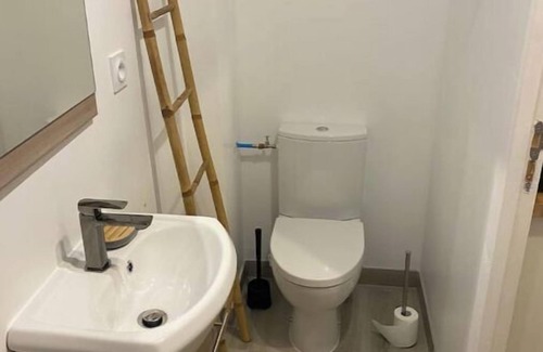 Villefranche-sur-Cher Apartamento | Studio Au Number 10, free breakfast basket