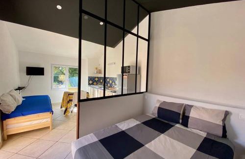 Carces Apartamento | Studio avec une belle terrasse Pour les amoureux