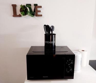 Neris-les-Bains Apartamento | Studio B aux pieds des Thermes