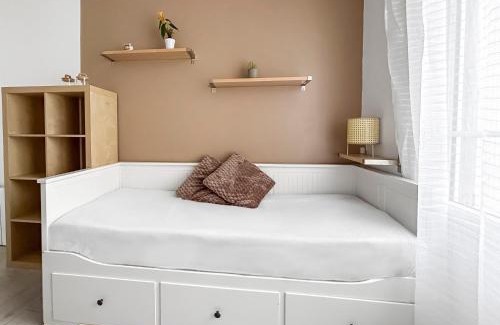 Saintes Apartamento | Studio Bien placé Centre Historique de Saintes