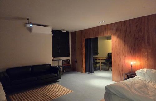 Busanjin Apartamento | STUDIO BIS Licensed jeonpo Cafe street King beds 3-min subway