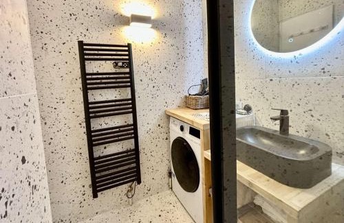 Monetier-les-Bains Apartamento | Studio cabine 4 pers avec balcon, près commerces et navette gratuite - FR-1-330F-230