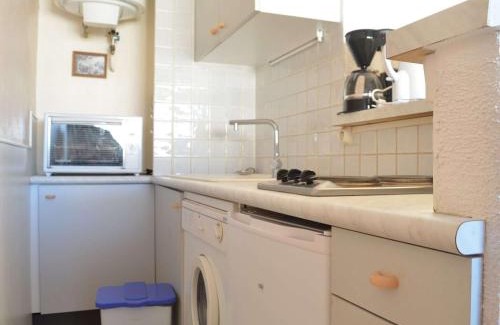 Saint-Raphael Apartamento | Studio cabine à St-Raphaël avec terrasse et parking, à 100m de la plage - FR-1-226A-23
