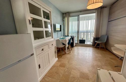 Saint-Cyprien Plage Apartamento | Studio cabine 4 pers avec piscine et parking - FR-1-225D-223