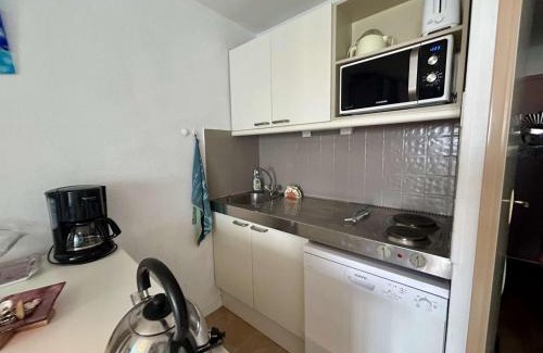 Saint-Cyprien Plage Apartamento | Studio cabine 4 pers avec piscine et parking - FR-1-225D-223