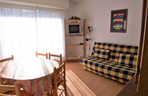 Pla d'Adet Apartamento | Studio Cabine 6 Pers avec Balcon, Exposé Sud, à 1700m d'Altitude à Saint-Lary-Soulan - FR-1-457-187