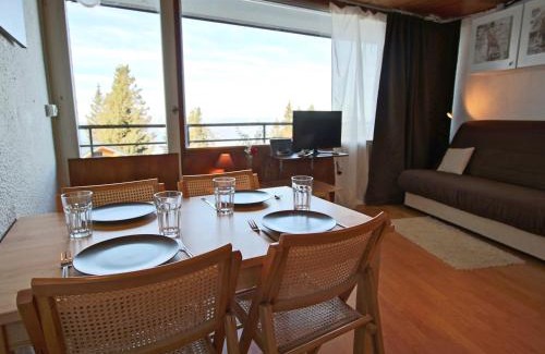 Chamrousse Apartamento | Studio cabine avec balcon, proche des pistes, bien équipé, idéal pour 4 personnes - FR-1-340-195