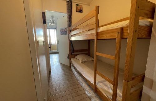 Sete Apartamento | Studio cabine avec loggia vitrée, à 100m de la plage, proche commerces et activités à Sète - FR-1-338-492
