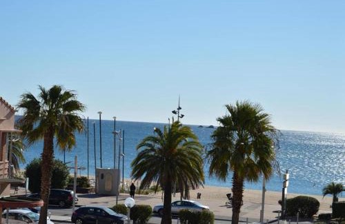 Frejus Plage Apartamento | Studio cabine bord de mer, 4 pers, terrasse, rés. calme - FR-1-226A-57
