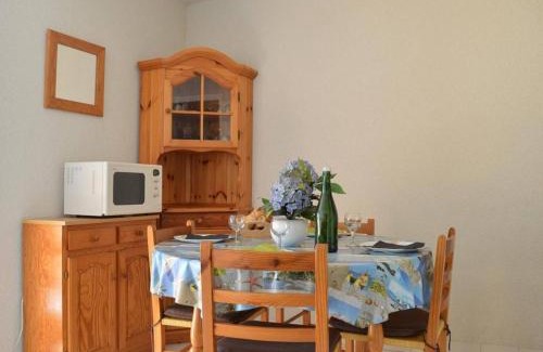 Frejus Plage Apartamento | Studio cabine bord de mer, 4 pers, terrasse, rés. calme - FR-1-226A-57