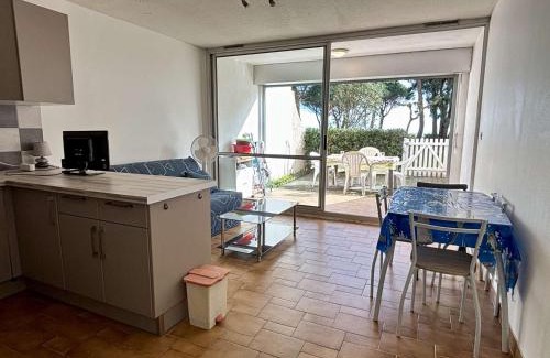 Argeles Plage Apartamento | Studio cabine cosy avec terrasse et accès direct plage, Argelès-sur-Mer - FR-1-225-595