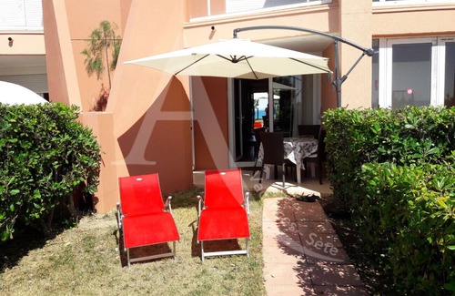 Sete Apartamento | Studio cabine en rez de jardin au sein d'une résidence avec piscine