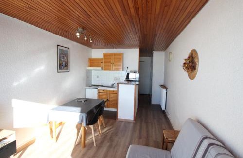 Chamrousse Apartamento | Studio cabine près des pistes avec kitchenette - FR-1-549-14