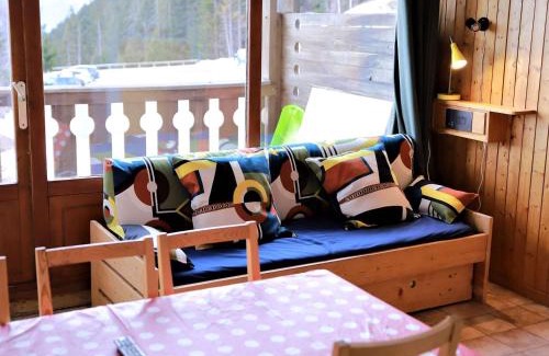 Auris Apartamento | Studio cabine rénové, grand balcon, 6 couchages, 300m des pistes d'Auris en Oisans - FR-1-297-34
