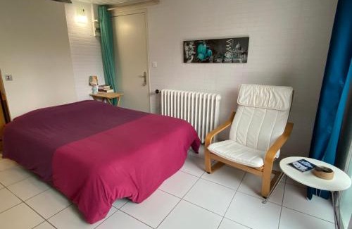 Bouguenais Apartamento | Studio calme avec terasse et parking