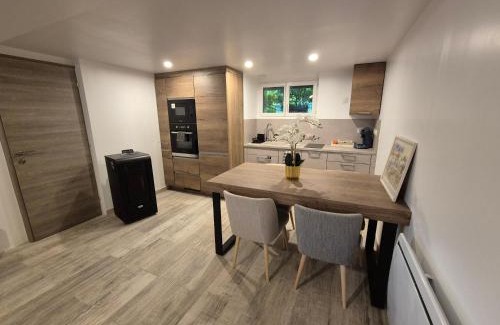 Lissieu Apartamento | Studio calme indépendant, proche Lyon,Beaujolais