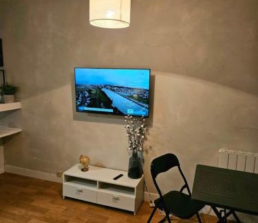Vendome Apartamento | studio centre-ville agréable
