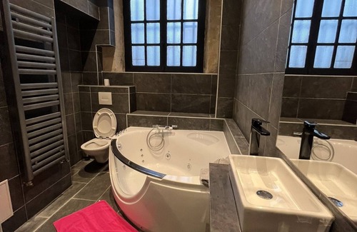Rouen City Centre Apartamento | Studio Centre Ville Tout Confort Avec SDB Équipée Dune Baignoire Jacuzzi