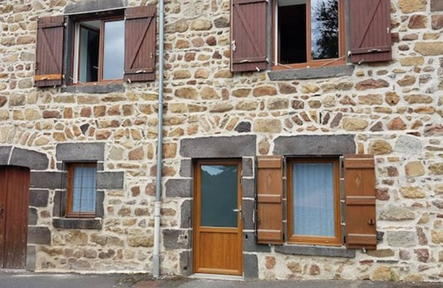 Saint-Genes-Champanelle Apartamento | Studio Chaleureux, 5mn Chaine des Puys