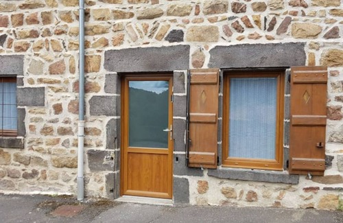 Saint-Genes-Champanelle Apartamento | Studio Chaleureux, 5mn Chaine des Puys