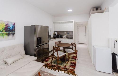 Matriz Apartamento | Studio cond com piscina 180m hard rock café ESR1912