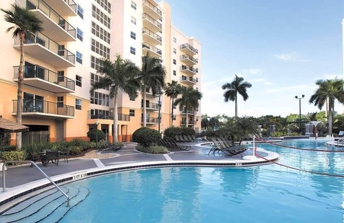Survey Creek Condominio | Studio Condo Pompano Beach Fun In Sun!