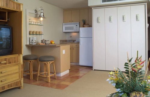 Kahana Apartamento | Studio Condo with breathtaking ocean view