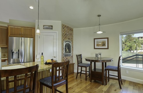 Avila Beach Condominio | ALREDEDOR DE condominio estudio, vista al mar 50 yardas a la playa