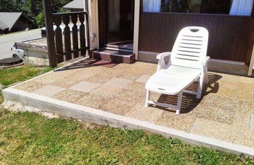 Cohennoz Apartamento | Studio cosy 4 pers, RDC, Sud, à 300m des pistes et 250m commerces, bien équipé, animaux admis. - FR-1-733-116