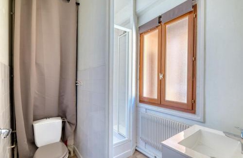 Neuville-sur-Saone Apartamento | Studio cosy - Plein coeur de Neuville