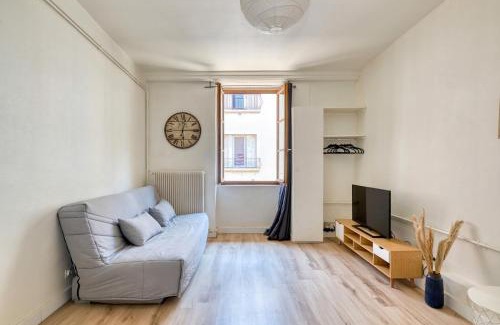 Neuville-sur-Saone Apartamento | Studio cosy - Plein coeur de Neuville