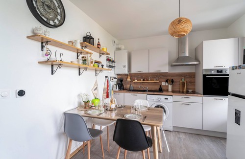 Monteux Apartamento | Studio cosy vue lac, randos, spirou, près avignon