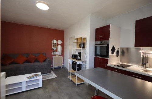 Monteux Apartamento | Studio cozy au coeur du village - Wifi - Netflix