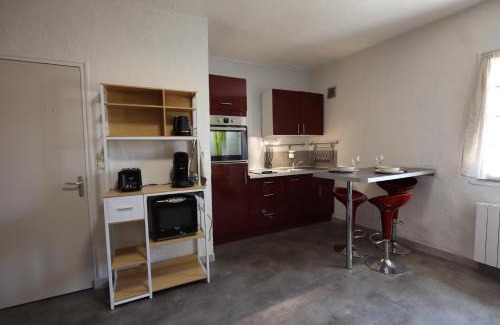 Monteux Apartamento | Studio cozy au coeur du village - Wifi - Netflix