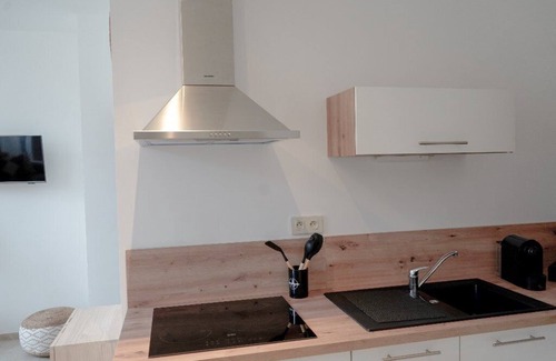 Villeneuve-les-Avignon Apartamento | Studio Deux Personnes à Villeneuve-lès-avignon, à 5 Minutes du Palais des Papes