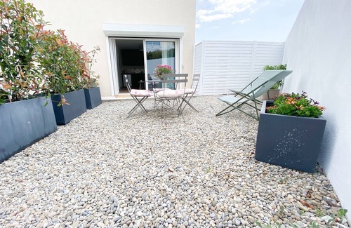 Gemenos Cama Y Desayuno | Studio Dans Maison Piscine