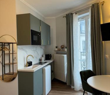 Levallois-Perret Apartamento | Studio de charme parisien
