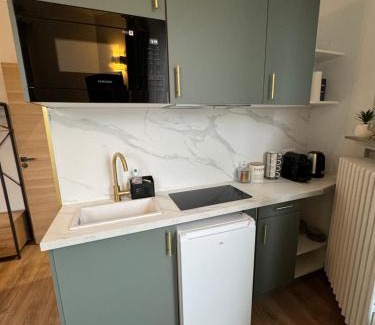Levallois-Perret Apartamento | Studio de charme parisien