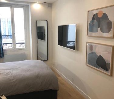 Faubourg-du-Roule Apartamento | Studio design proche Champs-Elysées