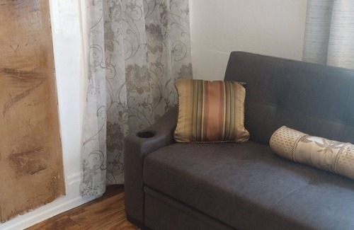 Pittsburgh Apartamento | Studio Efficiency Apartment Minutes from downtown Pittsburgh with WiFi