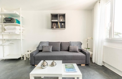Chamalieres Apartamento | Studio Ernest Chamalières Calme Parking Gratuit