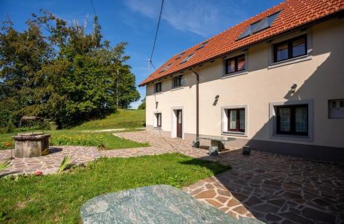 Ajdovscina Apartamento | Studio Für 4 Personen Ca 106 M Sup2 In Gozd, Krain Innerkrain