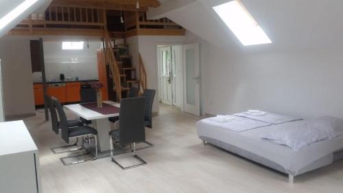 Ajdovscina Apartamento | Studio Für 4 Personen Ca 106 M Sup2 In Gozd, Krain Innerkrain