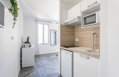 Gares Apartamento | Estudio amueblado con ascensor, frente a la estación de St Roch