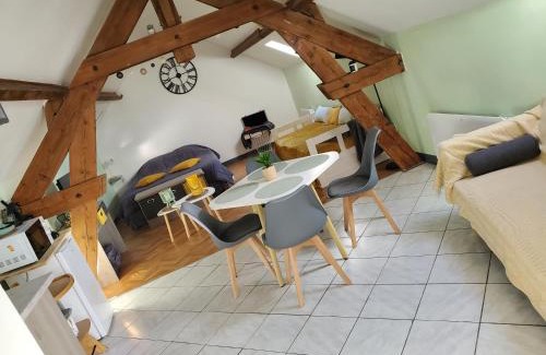 Essigny-le-Grand Apartamento | Studio Ferme de la manufacture